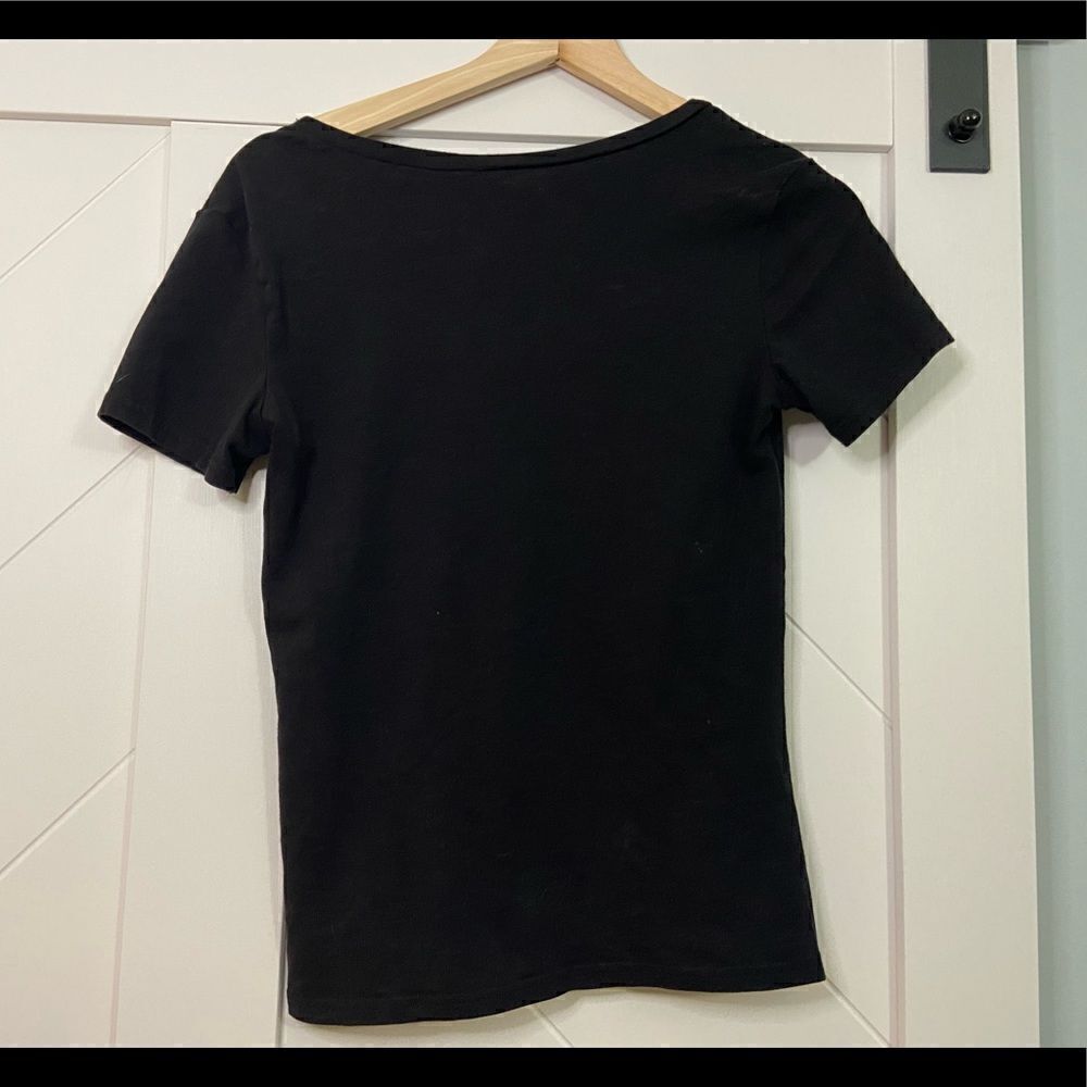 Basic H&M tee - Picture 3 of 3